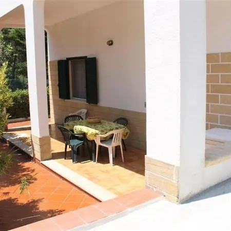 בית נופש Casa Vacanza Li Chiosi
